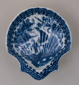 藍絵貝形鉢